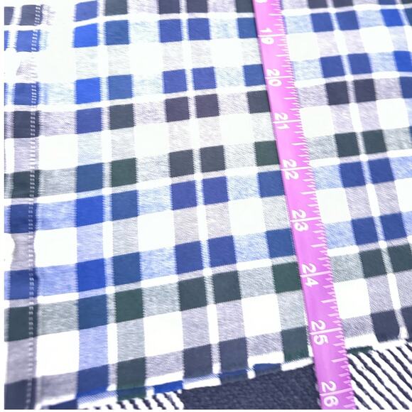 Uniqlo Flannel Raw Hem Button Down Size L Check Blue Black Casual Cotton - Picture 9 of 9